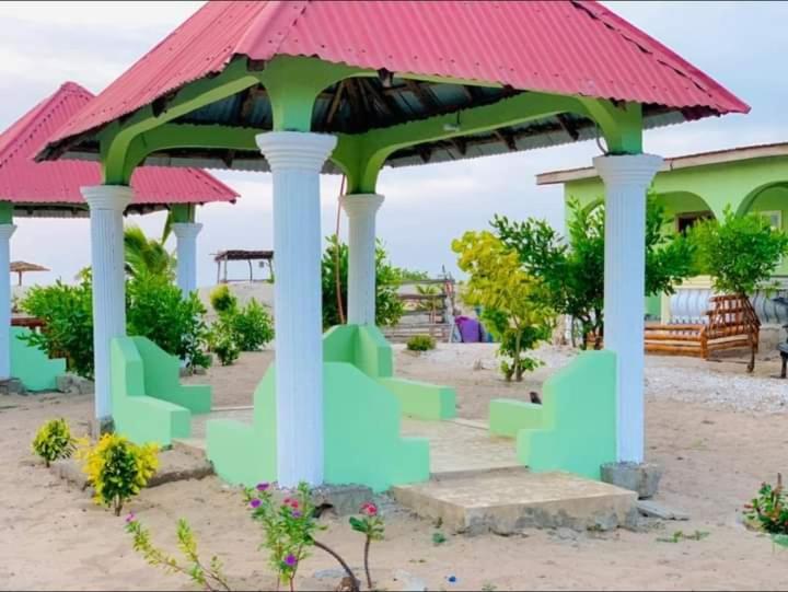 Bosofet Beach And Creek Lodge Sanyang Dış mekan fotoğraf